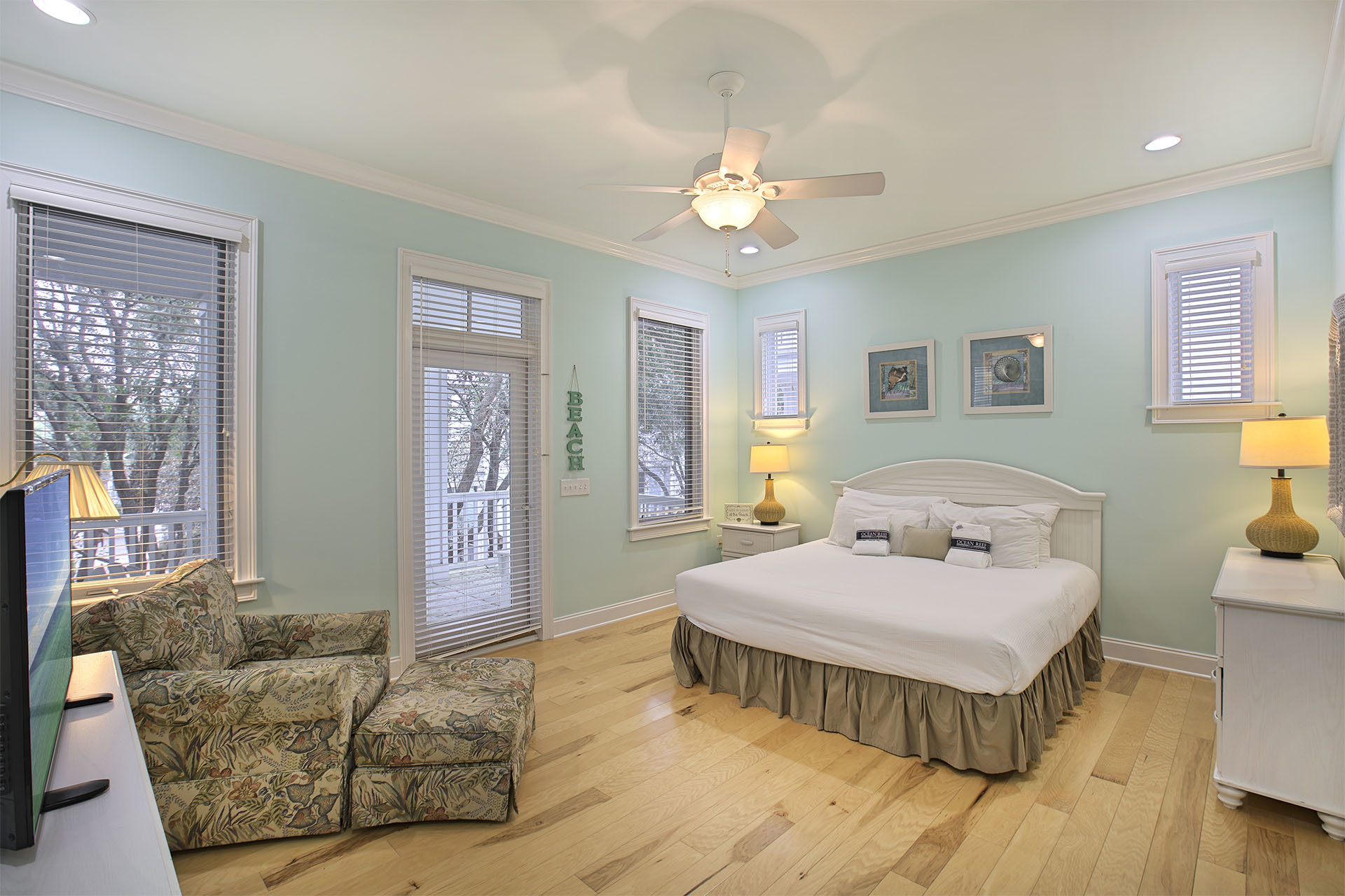 Coast Awhile Carillon Beach